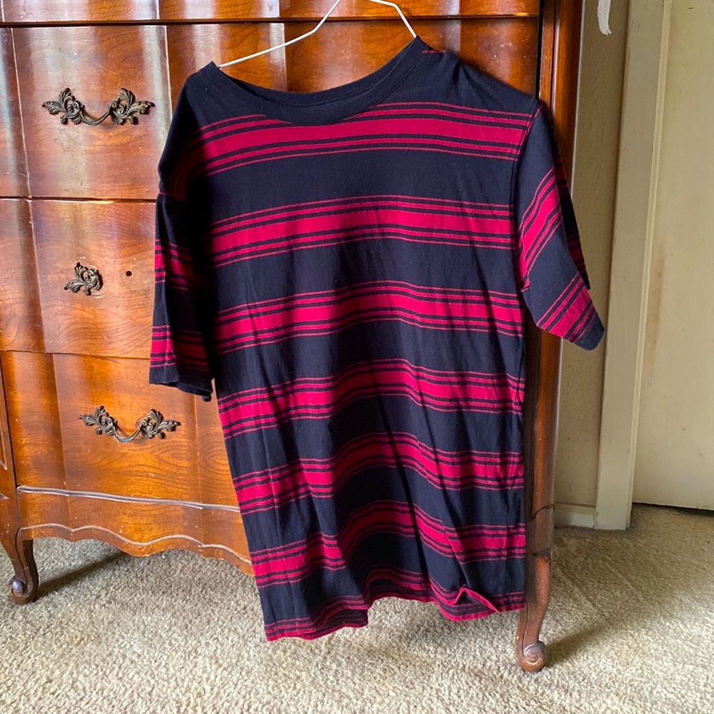 Faded glory black and red striped shirt